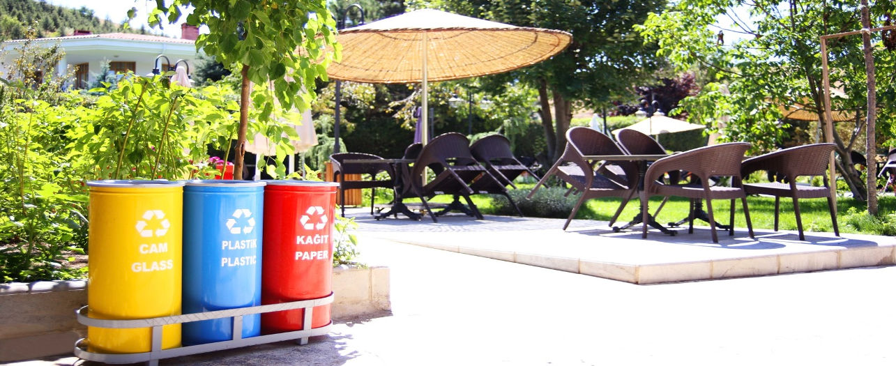 Commercial trash bins - POWER Bear