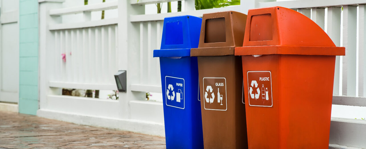 Types of trash cans and recycle bins 